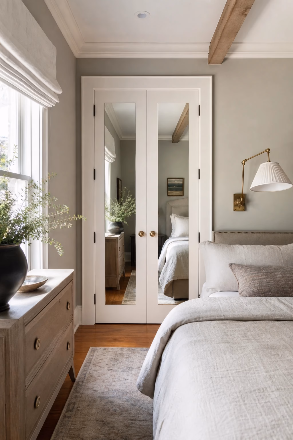 elegant geometric design feature